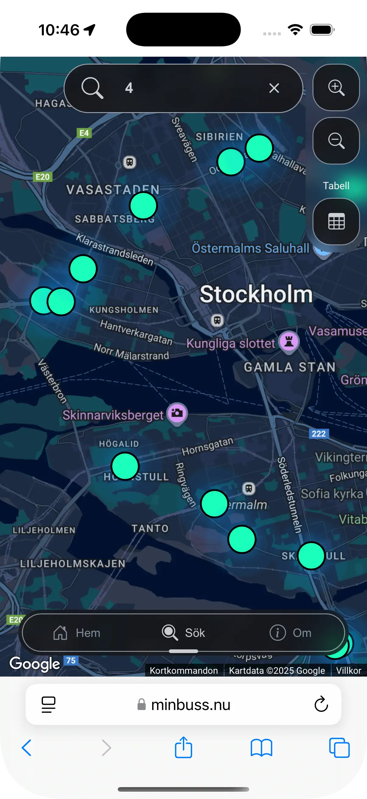 Karta över Stockholm med gröna markörer som visar bussarnas realtidsposition.